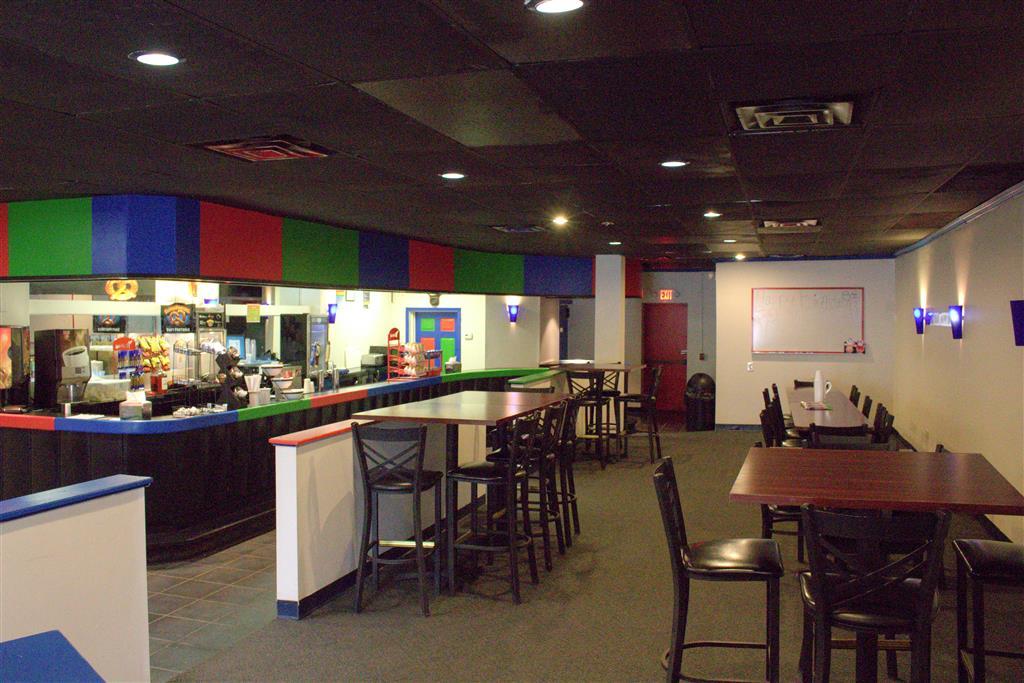 Comfort Inn & Suites Pittsburgh Gibsonia المطعم الصورة